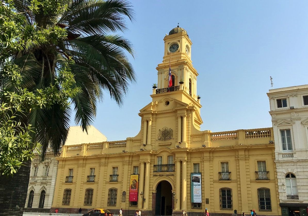 Santiago Post Office.jpg - Chile - Meet the People Tours