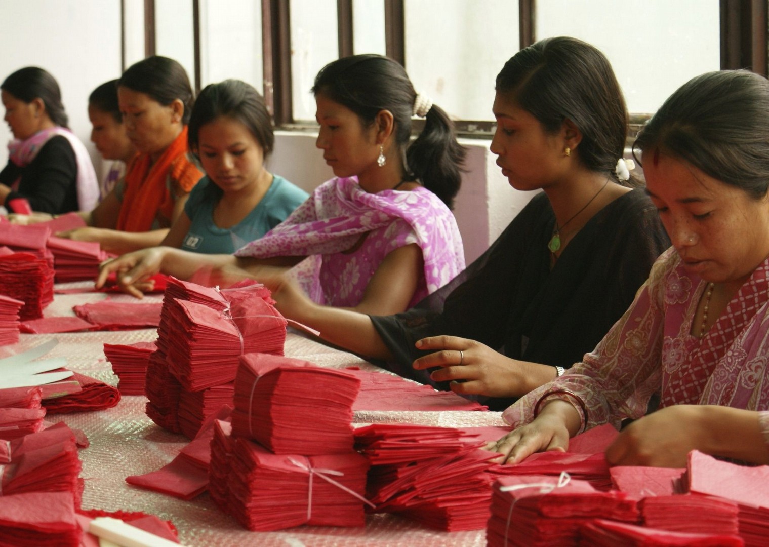 Papermaking.jpg - Nepal - Meet the People Tours